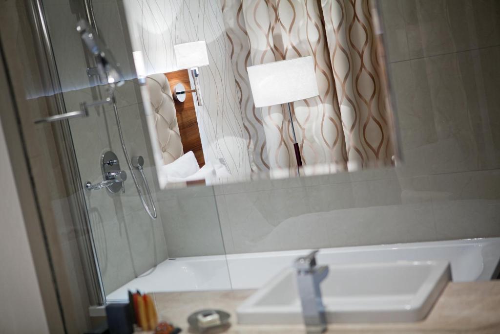 Pytloun City Boutique Self Check-In Hotel Liberec Room photo